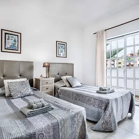 Torcato Αλμπουφέιρα